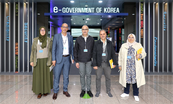A visit of delegation from Algeria
