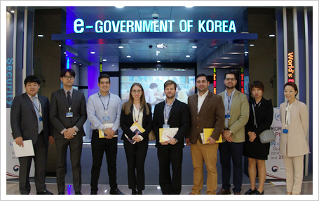 국방부 국군지휘통신사령부, 본원 홍보관 방문